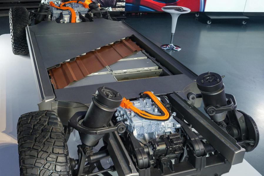 This Is The GMC Hummer's Awesome New Electric Motor