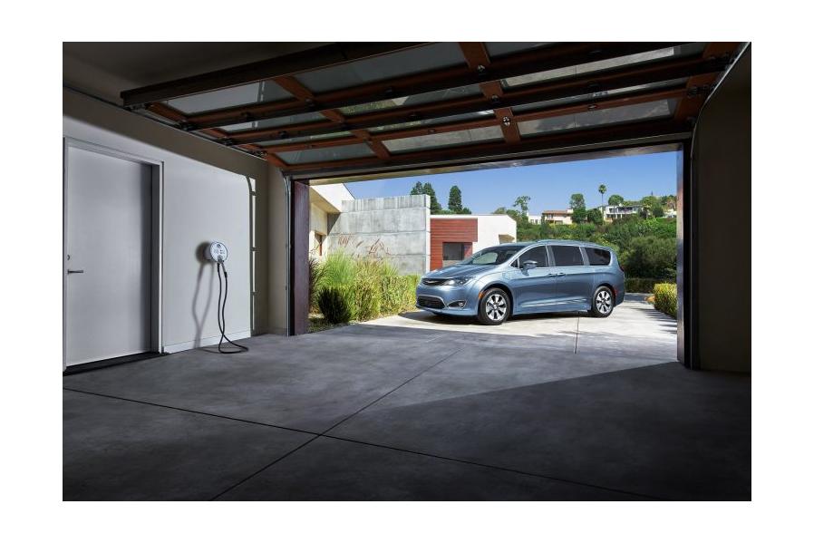 Drivers Require Larger Garages for Their Larger Vehicles
