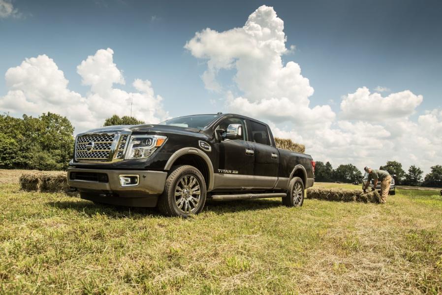 Nissan offers up a pricey, muscular pickup